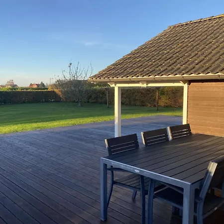 Nicolaus - 1-3km From The Sea By Interhome