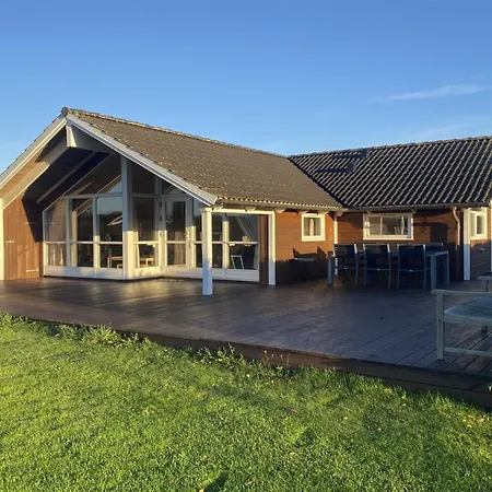 Nicolaus - 1-3km From The Sea By Interhome *