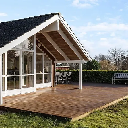 Vakantiehuis Nicolaus - 1-3km From The Sea By Interhome Bogø By