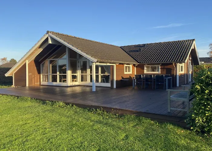 Nicolaus - 1-3km From The Sea By Interhome *